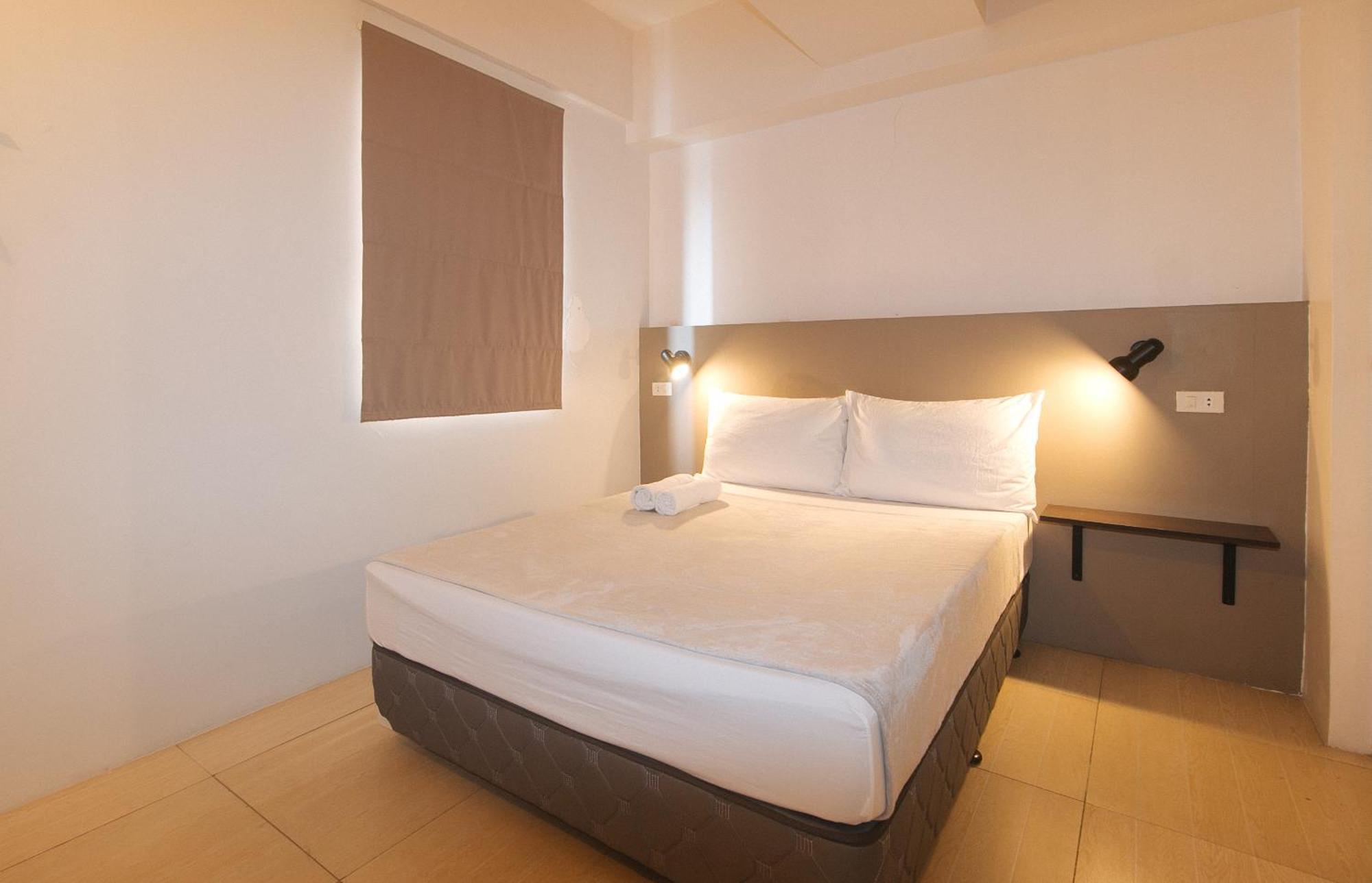 59 Xavierville By Reddoorz Cubao Экстерьер фото