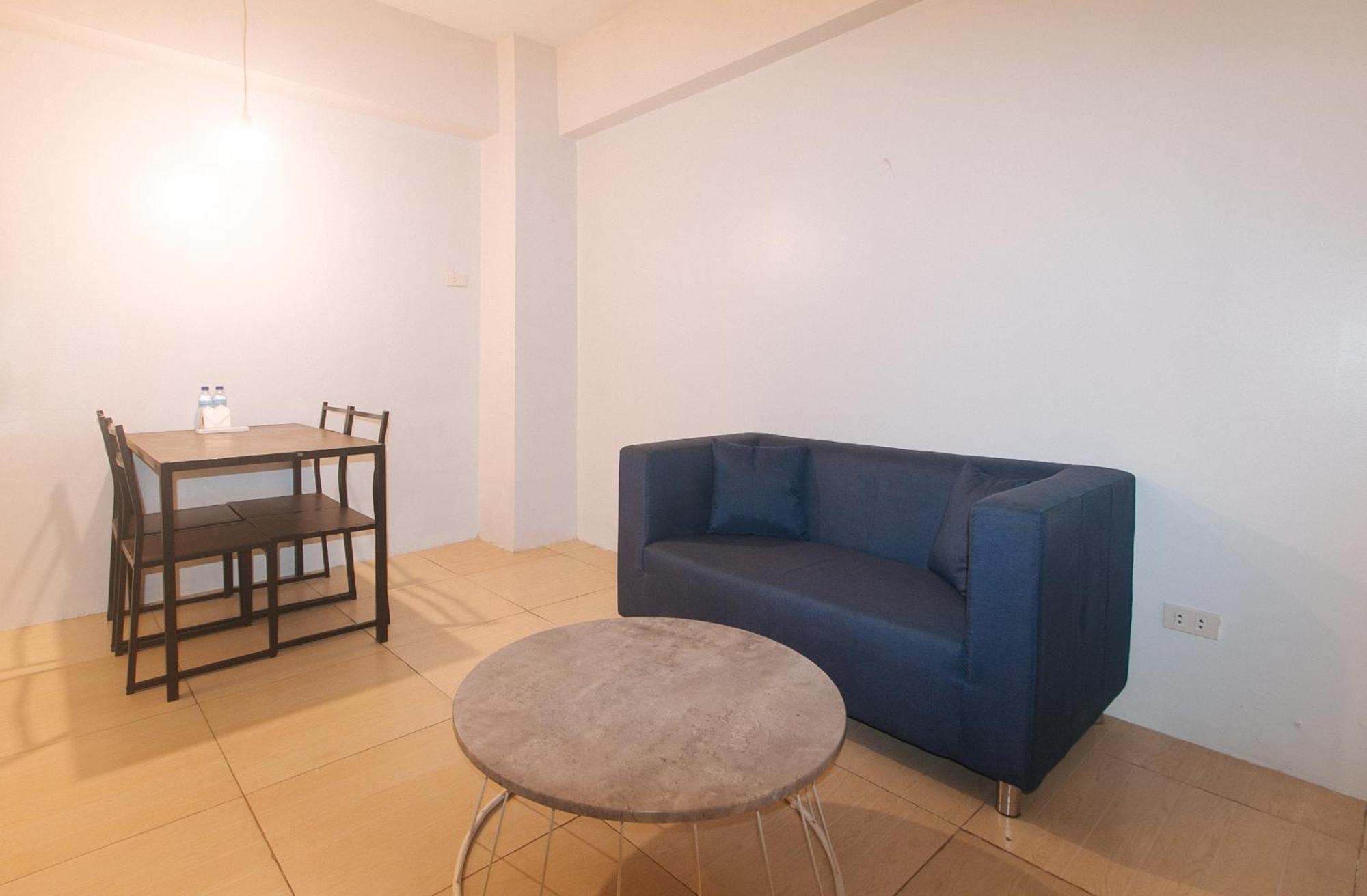 59 Xavierville By Reddoorz Cubao Экстерьер фото
