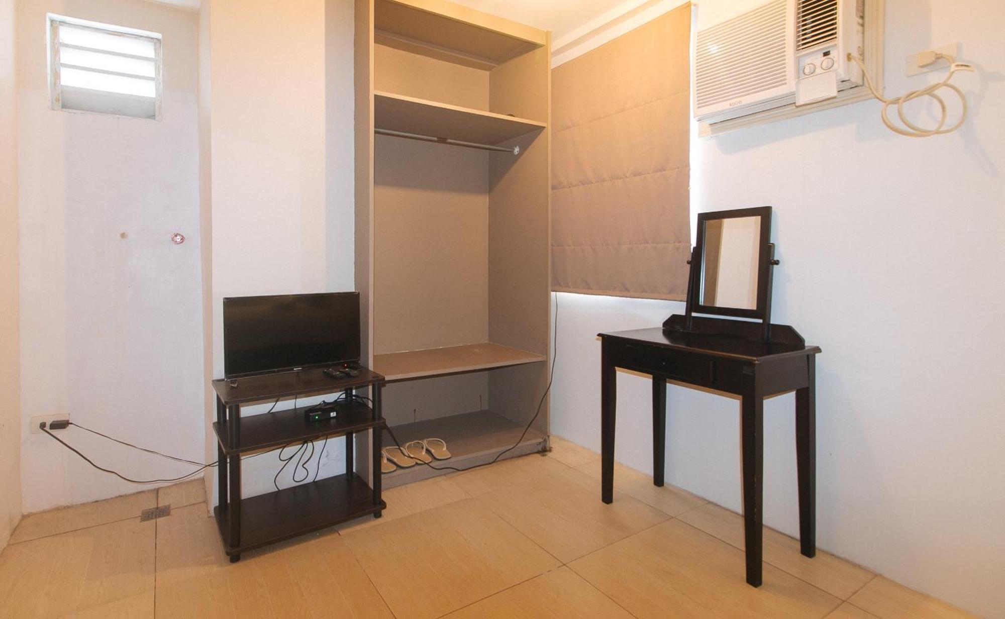 59 Xavierville By Reddoorz Cubao Экстерьер фото