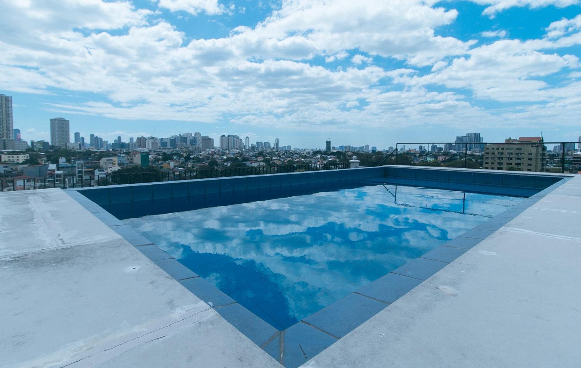 59 Xavierville By Reddoorz Cubao Экстерьер фото
